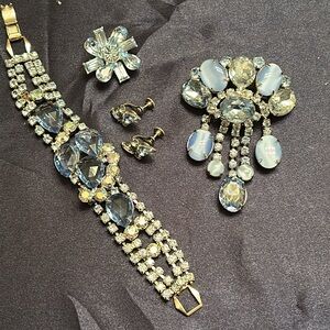 Vintage brooch large and medium, bracelet, earrings
